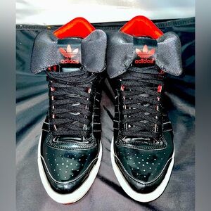 Adidas Top Ten Sleek Series women’s sz 6.5